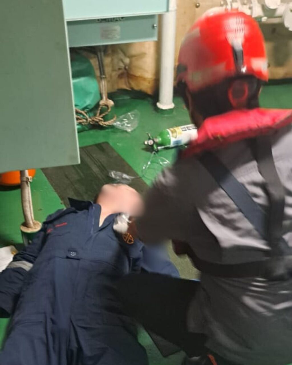 Salinan dari Salinan dari SudutKata.com (1080 x 1350 piksel)_20251127_153242_0000