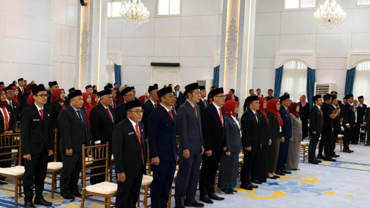Inilah ke Sembilan Pejabat Pimpinan Tinggi Pratama atau Kepala Organisasi Perangkat Daerah (OPD) di Lingkungan Pemerintah Provinsi Kalimantan Timur yang dilantik oleh Gubernur Rudy Mas'ud di Pendopo Odah Etam, Senin (29/06/2026).
(Foto: Istimewa)
