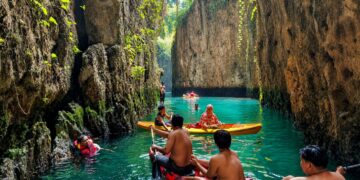 Goa Gumantung Maratua Tawarkan Wisata Danau Air Payau Eksotis, Dikelola Mandiri oleh Warga