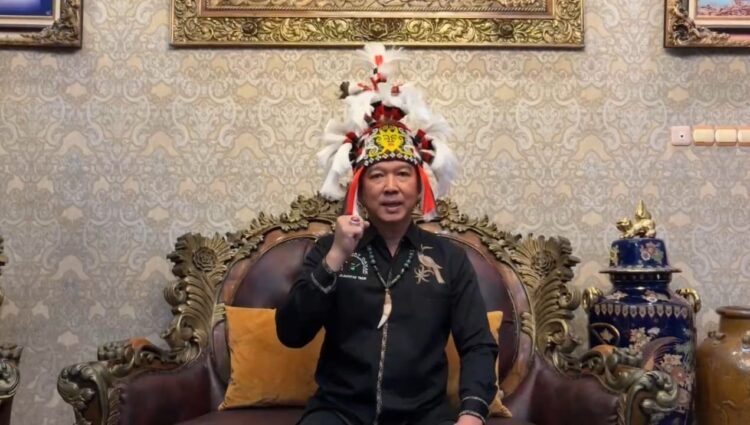 Haji Viktor Juan, Ketua Umum Dewan Adat Dayak (DAD) Kalimantan Timur.