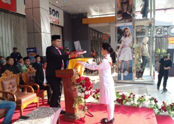 Semangat Kemerdekaan Satukan SMK Medika, Jakarta Intiland, dan Ramayana di Samarinda Square