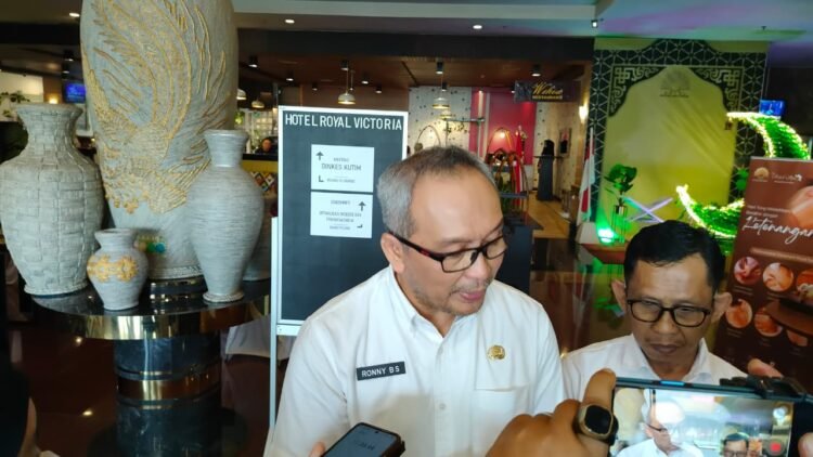 Kepala Diskominfo Staper Kutim, Ronny Bonar H Siburian.(dok.RA)