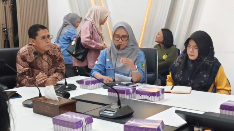 Kepala Bidang Pemenuhan Hak Anak (PHA) DP3A Kutai Timur, Rita Winarni