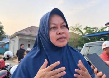 Dana RT Terangi Gang-Gang di Sangatta Utara