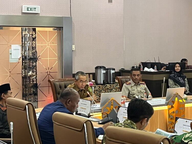 Bupati Kutim Ardiansyah dalam Rapat Koordinasi Kegiatan Gugus Tugas Reforma Agraria (GTRA) Kutim 2026.