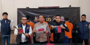 Tuduh Korban Maling, Tiga Pria di Samarinda Diduga Rampas HP dan Uang
