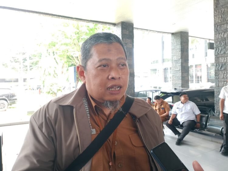 Kepala Pelaksana BPBD Provinsi Kalimantan Timur, Buyung Dodi Gunawan, S.T., M.M., menyampaikan hal tersebut saat ditemui di halaman Kantor Gubernur Kalimantan Timur. (Foto: Indra/sudutkata.com)