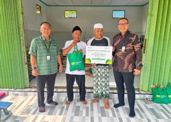 PT Pegadaian Salurkan Bantuan 1.500 Paket Sembako untuk Warga Terdampak Kemarau di Tenggarong